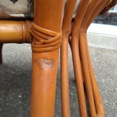 ラタンチェアの画像