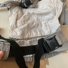 エルゴベビー　抱っこ紐の画像