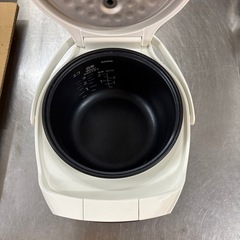 炊飯器の画像