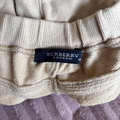 BURBERRY バーバリー 子ども服 ズボン 半ズボンの画像