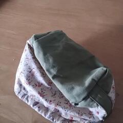 お弁当箱入れの画像