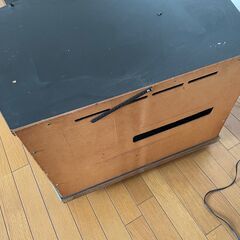 ５０インチ用テレビ台無償でお譲りします。の画像