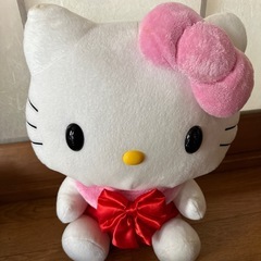 キティちゃんぬいぐるみ
