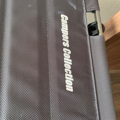 キャンプ用折り畳みテーブルの画像