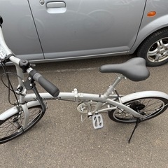 フォルクスワーゲン　折りたたみ自転車　シルバー　20インチ