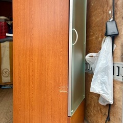 木目調　キャビネット
の画像