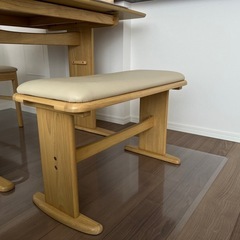 【お譲り方決まりました】
食卓➕椅子の画像