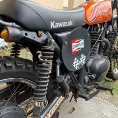 【激シブ】カワサキ TR250 カスタムバイク｜ビンテージ×ブロックタイヤ！の画像