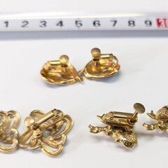 ☆アクセサリー　イヤリング３種　木の葉銀黒　他 中古品の画像