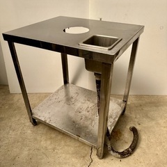 直接引き取り5%OFF ステンレス作業台 架台 幅670×奥行き550×高さ800ｍｍ 排水ホース付 作業台 サーバー ディスペンサー 業務用 厨房用品 6040923の画像