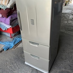 サンヨー冷凍冷蔵庫SR-261B(ST)