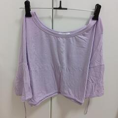 薄紫オフショルダーTシャツ