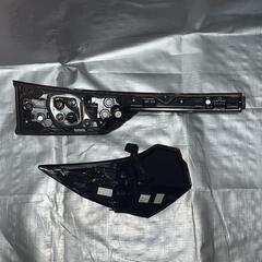 日産 E13/FE13/FSNE13 ノート e-power オーラ 純正 テールランプ テールライト フィニッシャーテール 左右 イチコー ICHIKOH D270/D268の画像