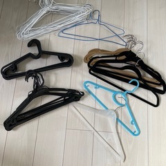 ハンガー70本
