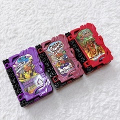仮面ライダー セイバー 変身ベルト セットの画像