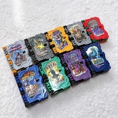 仮面ライダー セイバー 変身ベルト セットの画像