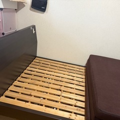 セミダブルベッド