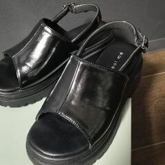 厚底タンクソールサンダル バックベルト 