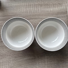 皿・茶碗セットの画像
