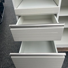 ニトリ　　キッチン収納　食器棚　レンジ台の画像