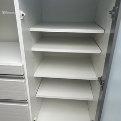 ニトリ　　キッチン収納　食器棚　レンジ台の画像