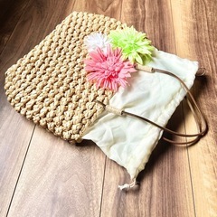 カゴバック
の画像