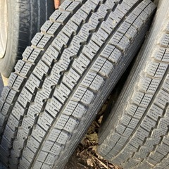 タイヤ　4本セット