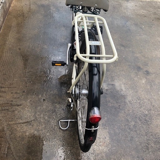 663  ヤマハ新機種電動アシスト自転車pasnaura26インチホワイトアルミボディー