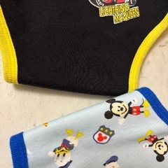 ★使用＆美品★トイトレパンツ★100 ミッキー＆カーズ柄の画像