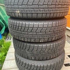 ヨコハマスタッドレス185/65-15の画像