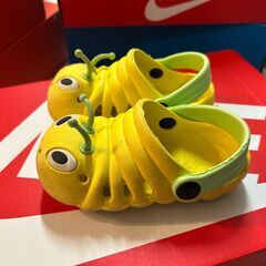幼児、子ども用の中古スニーカー【説明文をお読みください】の画像