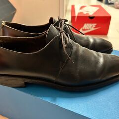 CARMINA（カルミナ）高級ブランド革靴の中古品27.5-28cmをお譲りします。の画像