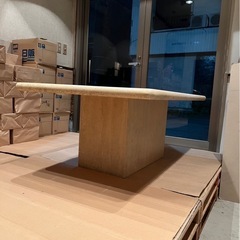 無料！差し上げます！大理石テーブルの画像