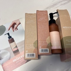 新品未開封　mitera organics ボディケアクリーム 保湿 マタニティの画像