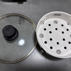 電気圧力鍋（アイリスオオヤマ）の画像