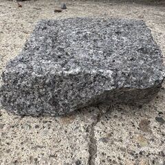 黒 ピンコロ 半丁 の画像