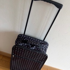 キャリーバッグ ドット柄