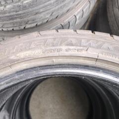 夏タイヤ　225/40R18の画像