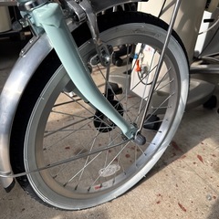 【試乗のみの美品！】【ほぼ新品です！】BRIDGESTONE 「ブリジストン」 アシスタワゴン AW1C31 2023年モデル 18インチ前 16インチ後　電動アシスト自転車　バッテリー　バッテリー充電器完備の画像