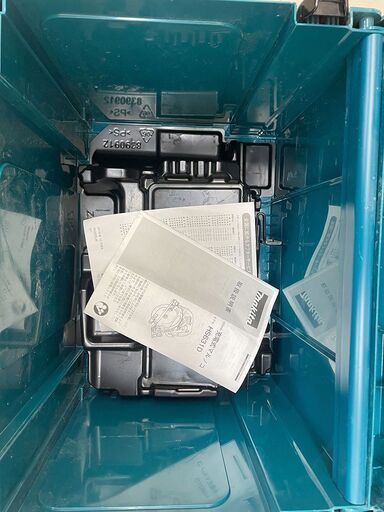 makita マキタ 165mm マルノコ 6.0Ah HS631D 充電器・バッテリー1個・ケース付 (D6333atkxYM)