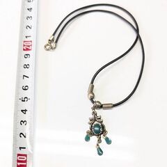 ☆アクセサリー　ネックレス１種　グリーンアクセント　中古品　　の画像