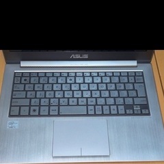 ノートパソコンASUS UX31Eの画像
