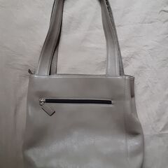 ♪ 未使用品 ♪　ベージュ色ショルダーバッグ