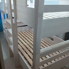 美品　2段ベッドホワイト