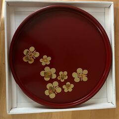 金蒔絵菓子皿とお盆のセットの画像