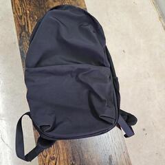 ナイロンリュック　黒の画像