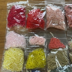 ビーズ まとめ売り 大量 手芸 刺繍の画像