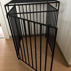 アラジンストーブガードの画像