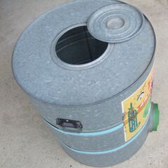  お米　玄米　保管容器　/　米びつ　保存　/　金属製貯蔵器の画像