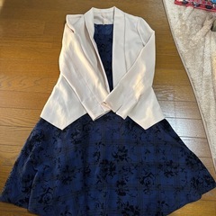 ドレス
